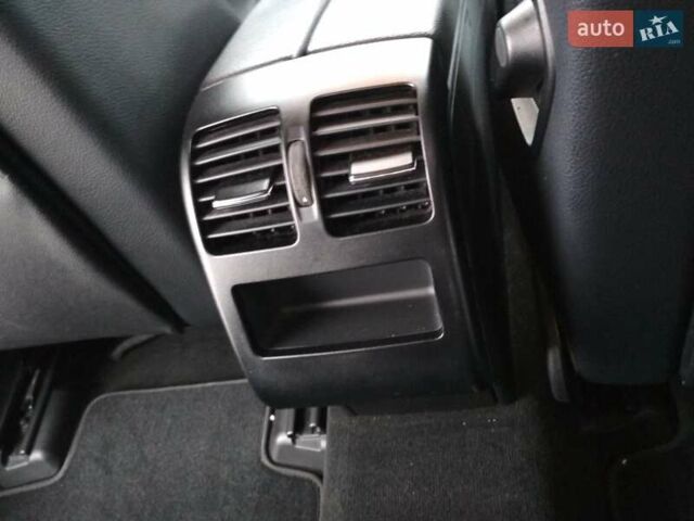 Чорний Мерседес ГЛК-Клас, об'ємом двигуна 3.5 л та пробігом 130 тис. км за 14700 $, фото 17 на Automoto.ua