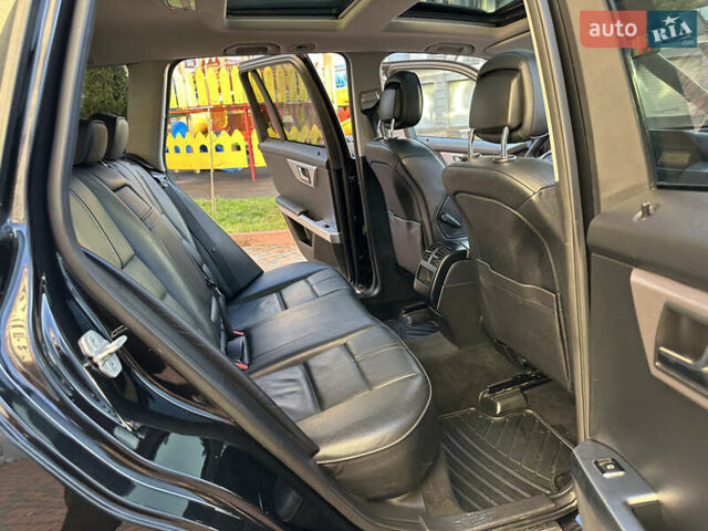 Черный Мерседес ГЛК-Класс, объемом двигателя 2.14 л и пробегом 280 тыс. км за 12650 $, фото 164 на Automoto.ua