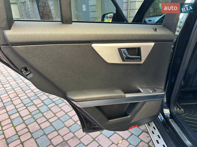 Черный Мерседес ГЛК-Класс, объемом двигателя 2.14 л и пробегом 280 тыс. км за 12650 $, фото 161 на Automoto.ua