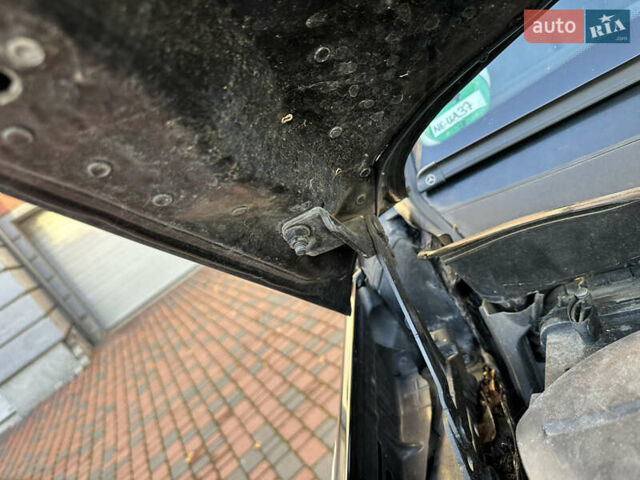 Черный Мерседес ГЛК-Класс, объемом двигателя 2.14 л и пробегом 280 тыс. км за 12650 $, фото 190 на Automoto.ua