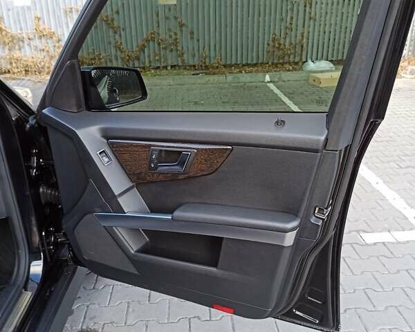 Черный Мерседес ГЛК-Класс, объемом двигателя 2.2 л и пробегом 364 тыс. км за 14800 $, фото 15 на Automoto.ua