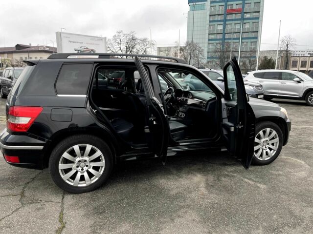 Черный Мерседес ГЛК-Класс, объемом двигателя 3.5 л и пробегом 216 тыс. км за 12700 $, фото 6 на Automoto.ua