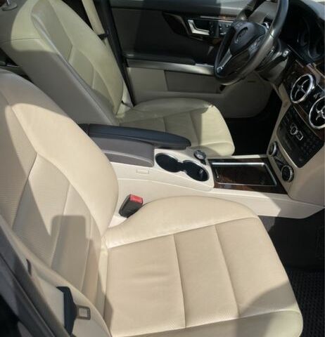 Черный Мерседес ГЛК-Класс, объемом двигателя 2.1 л и пробегом 274 тыс. км за 16500 $, фото 6 на Automoto.ua