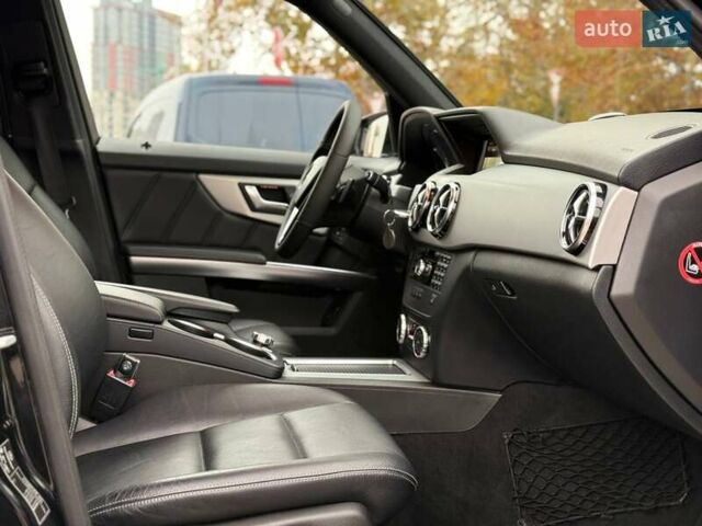 Черный Мерседес ГЛК-Класс, объемом двигателя 2.14 л и пробегом 198 тыс. км за 14999 $, фото 12 на Automoto.ua