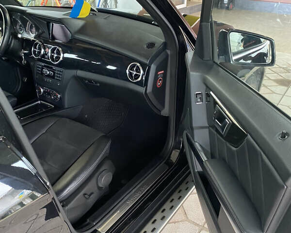 Черный Мерседес ГЛК-Класс, объемом двигателя 2.1 л и пробегом 260 тыс. км за 18800 $, фото 13 на Automoto.ua
