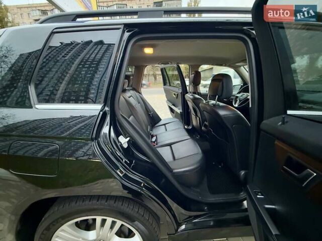 Черный Мерседес ГЛК-Класс, объемом двигателя 3.5 л и пробегом 101 тыс. км за 15900 $, фото 69 на Automoto.ua