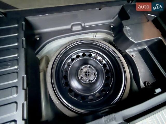 Черный Мерседес ГЛК-Класс, объемом двигателя 3.5 л и пробегом 101 тыс. км за 15900 $, фото 76 на Automoto.ua