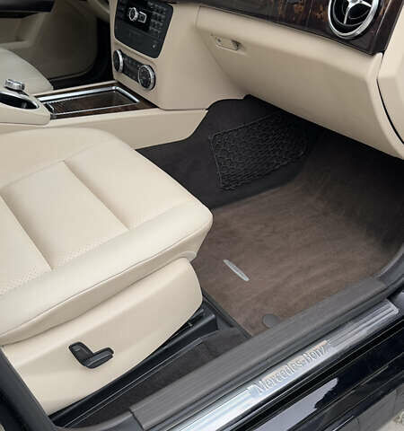 Чорний Мерседес ГЛК-Клас, об'ємом двигуна 2.14 л та пробігом 285 тис. км за 15450 $, фото 25 на Automoto.ua