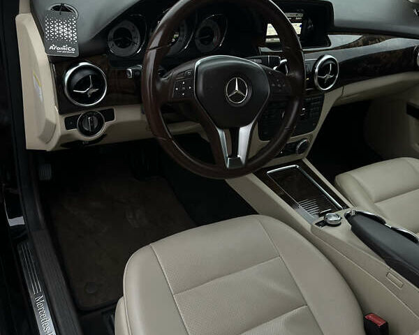 Черный Мерседес ГЛК-Класс, объемом двигателя 2.14 л и пробегом 347 тыс. км за 14700 $, фото 39 на Automoto.ua