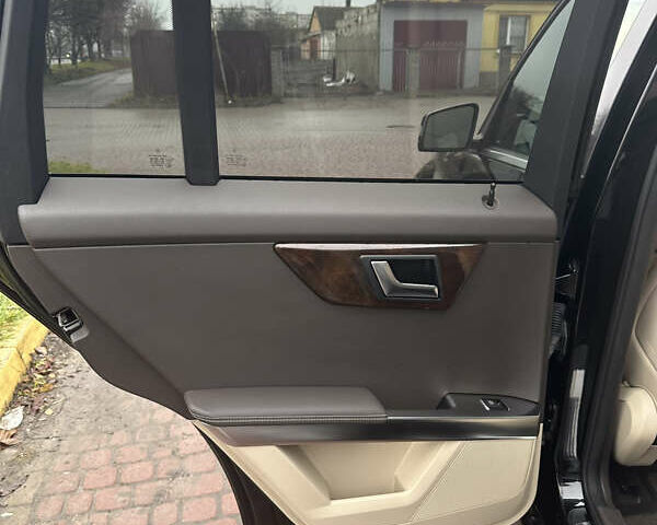 Черный Мерседес ГЛК-Класс, объемом двигателя 2.14 л и пробегом 347 тыс. км за 14700 $, фото 25 на Automoto.ua