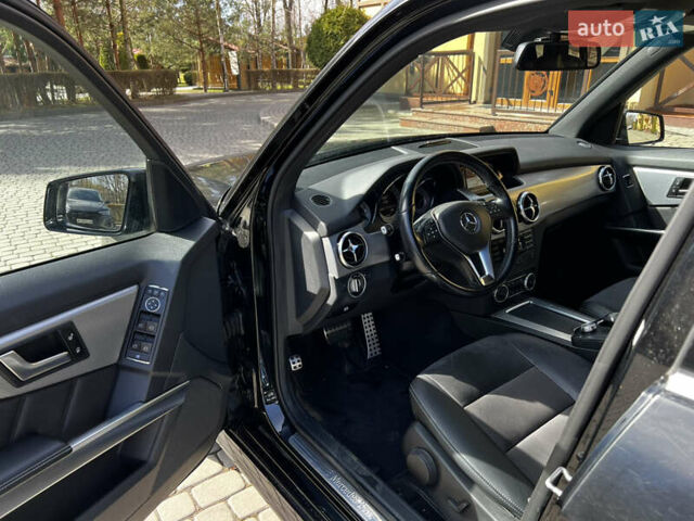 Чорний Мерседес ГЛК-Клас, об'ємом двигуна 2.14 л та пробігом 317 тис. км за 13900 $, фото 14 на Automoto.ua