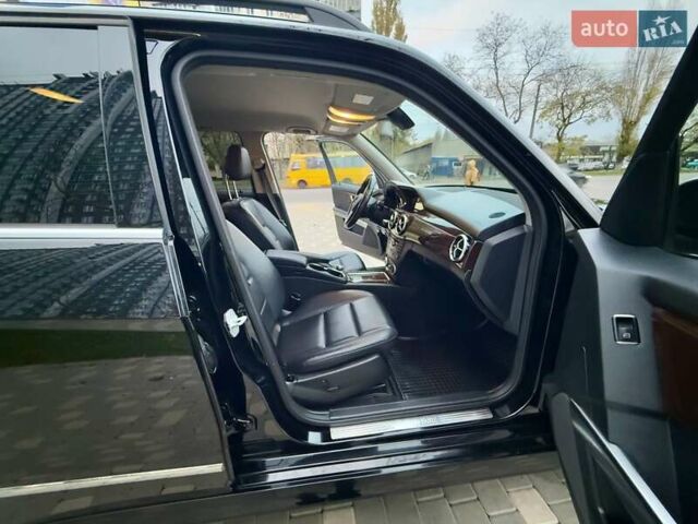 Черный Мерседес ГЛК-Класс, объемом двигателя 3.5 л и пробегом 101 тыс. км за 15900 $, фото 49 на Automoto.ua