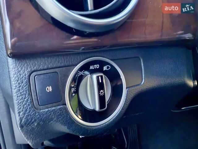 Черный Мерседес ГЛК-Класс, объемом двигателя 3.5 л и пробегом 101 тыс. км за 15900 $, фото 39 на Automoto.ua