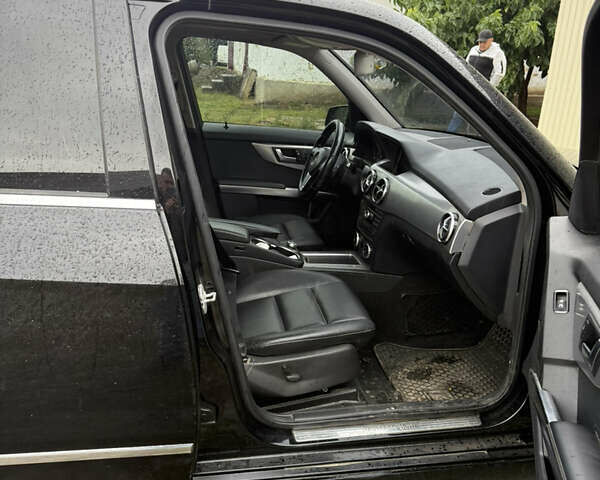 Чорний Мерседес ГЛК-Клас, об'ємом двигуна 2.14 л та пробігом 280 тис. км за 14500 $, фото 3 на Automoto.ua
