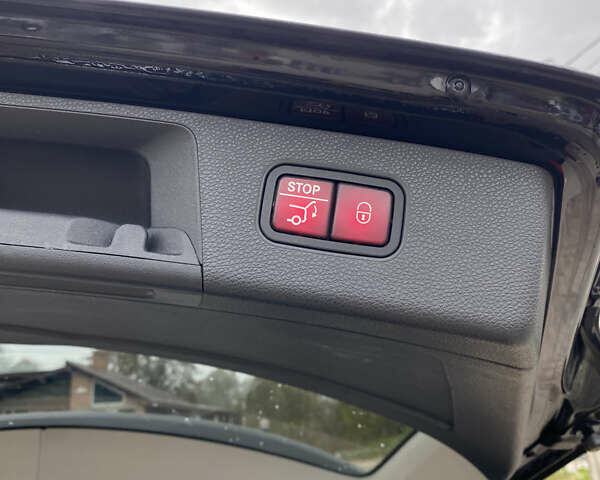 Чорний Мерседес ГЛК-Клас, об'ємом двигуна 2.14 л та пробігом 254 тис. км за 16000 $, фото 12 на Automoto.ua