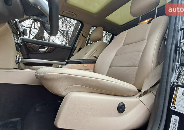 Черный Мерседес ГЛК-Класс, объемом двигателя 3.5 л и пробегом 179 тыс. км за 16800 $, фото 12 на Automoto.ua