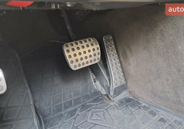 Черный Мерседес ГЛК-Класс, объемом двигателя 3.5 л и пробегом 179 тыс. км за 16800 $, фото 19 на Automoto.ua