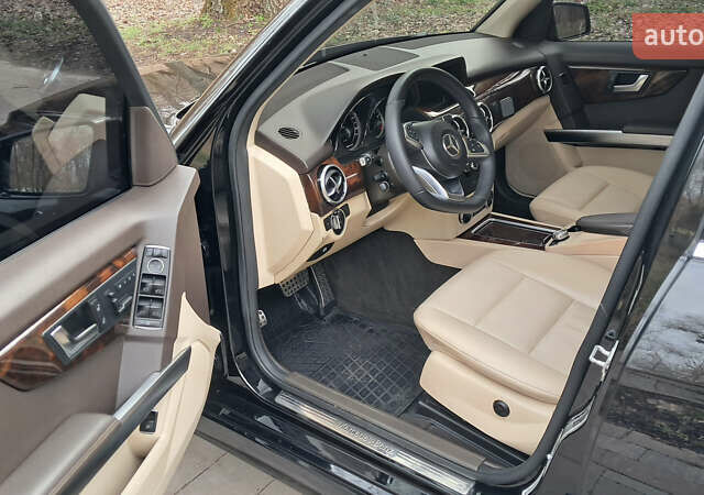 Черный Мерседес ГЛК-Класс, объемом двигателя 3.5 л и пробегом 179 тыс. км за 16800 $, фото 9 на Automoto.ua