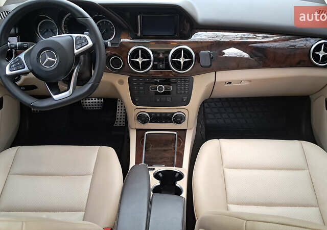 Черный Мерседес ГЛК-Класс, объемом двигателя 3.5 л и пробегом 179 тыс. км за 16800 $, фото 31 на Automoto.ua