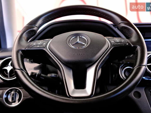 Чорний Мерседес ГЛК-Клас, об'ємом двигуна 2.14 л та пробігом 192 тис. км за 16900 $, фото 44 на Automoto.ua