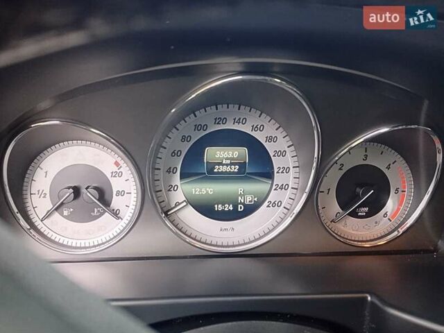 Черный Мерседес ГЛК-Класс, объемом двигателя 2.14 л и пробегом 238 тыс. км за 22500 $, фото 13 на Automoto.ua