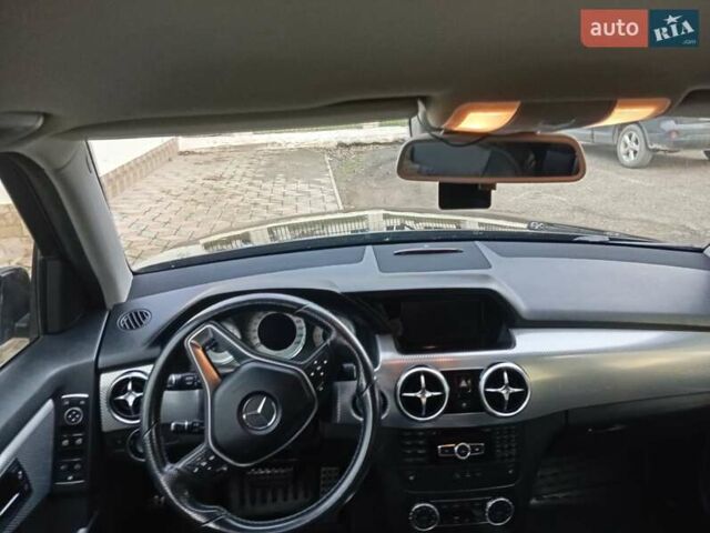 Черный Мерседес ГЛК-Класс, объемом двигателя 2.14 л и пробегом 238 тыс. км за 22500 $, фото 14 на Automoto.ua