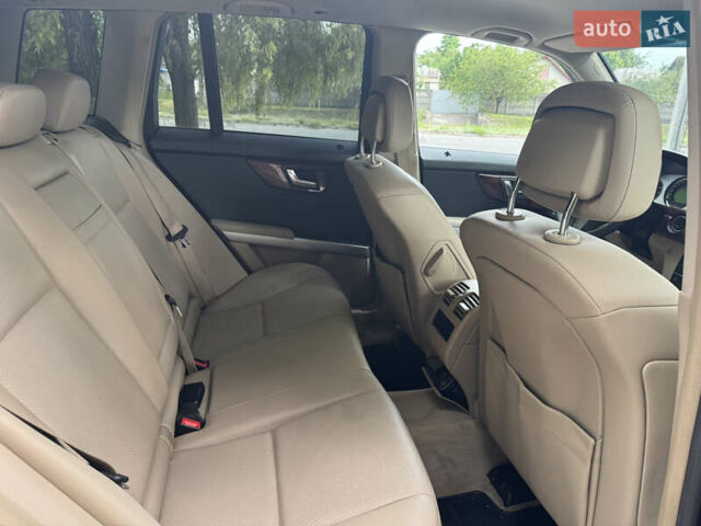 Коричневый Мерседес ГЛК-Класс, объемом двигателя 2.2 л и пробегом 350 тыс. км за 14900 $, фото 11 на Automoto.ua