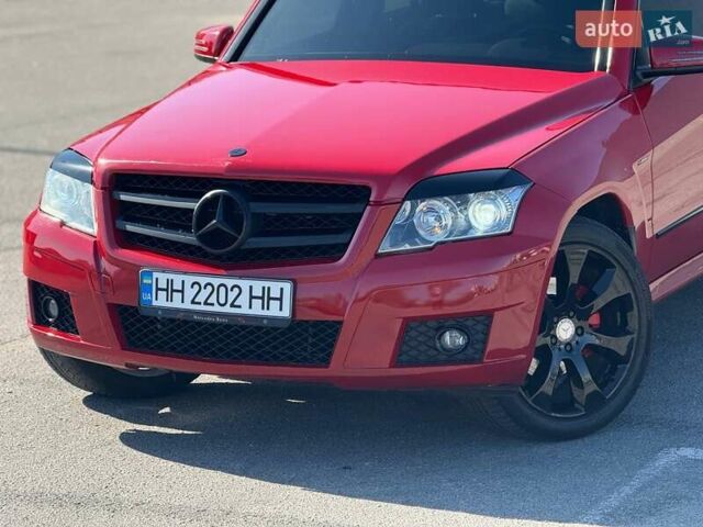 Червоний Мерседес ГЛК-Клас, об'ємом двигуна 3.5 л та пробігом 244 тис. км за 13999 $, фото 1 на Automoto.ua