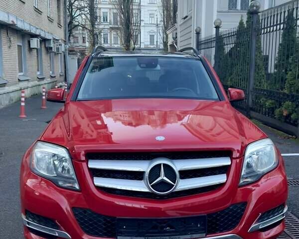 Червоний Мерседес ГЛК-Клас, об'ємом двигуна 2.2 л та пробігом 175 тис. км за 17500 $, фото 3 на Automoto.ua