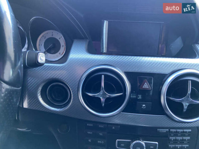 Мерседес ГЛК-Класс 2012 в Ровно на Automoto.ua Мерседес ГЛК-Класс, объемом двигателя 2.14 л и пробегом 277 тыс. км за 17000 $, фото 19 на Automoto.ua