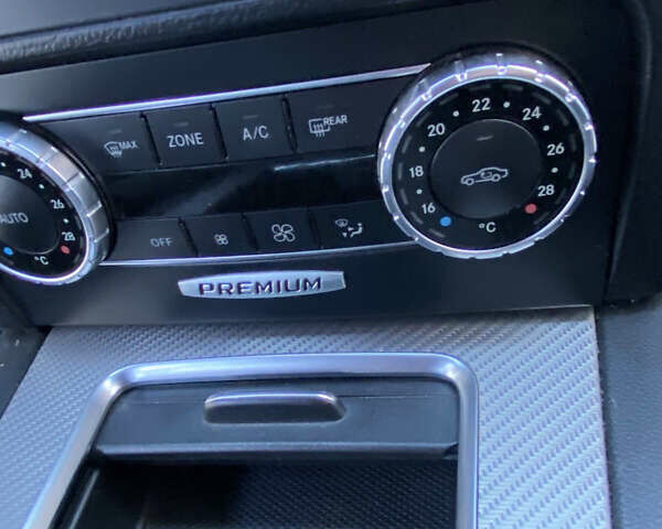 Мерседес ГЛК-Класс 2012 в Ровно на Automoto.ua Мерседес ГЛК-Класс, объемом двигателя 2.14 л и пробегом 277 тыс. км за 17000 $, фото 33 на Automoto.ua