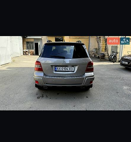 Сірий Мерседес ГЛК-Клас, об'ємом двигуна 3 л та пробігом 280 тис. км за 11500 $, фото 4 на Automoto.ua