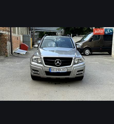 Сірий Мерседес ГЛК-Клас, об'ємом двигуна 3 л та пробігом 280 тис. км за 11500 $, фото 1 на Automoto.ua