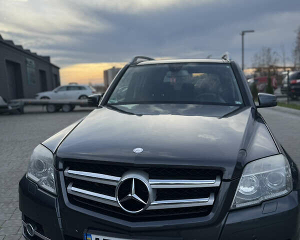 Сірий Мерседес ГЛК-Клас, об'ємом двигуна 3 л та пробігом 268 тис. км за 12900 $, фото 2 на Automoto.ua