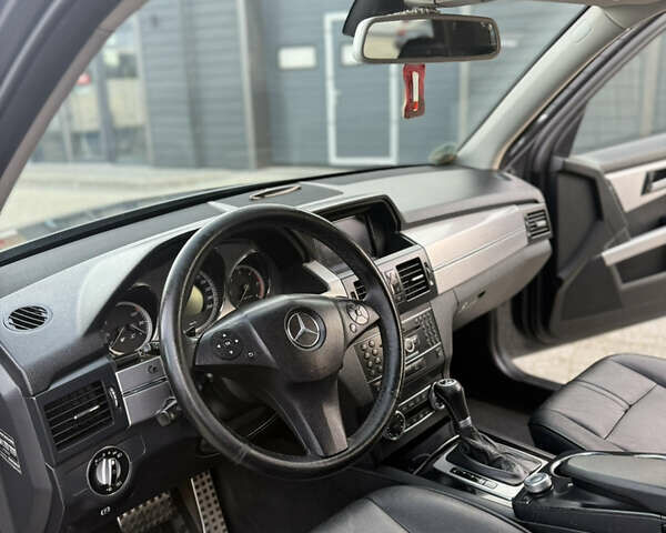 Сірий Мерседес ГЛК-Клас, об'ємом двигуна 3 л та пробігом 268 тис. км за 12900 $, фото 9 на Automoto.ua