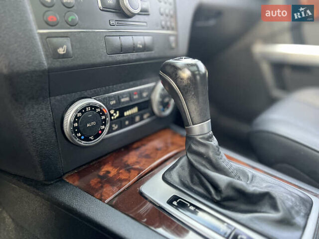 Серый Мерседес ГЛК-Класс, объемом двигателя 2.14 л и пробегом 255 тыс. км за 13900 $, фото 9 на Automoto.ua