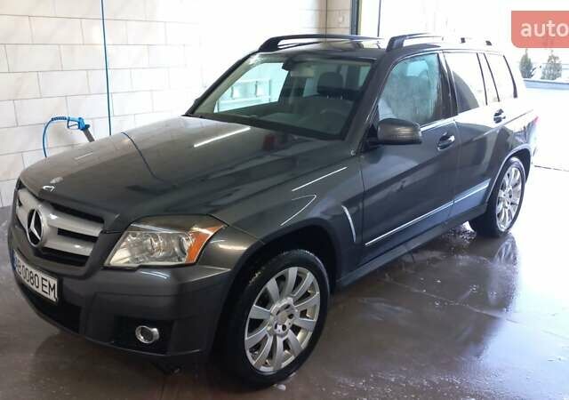Серый Мерседес ГЛК-Класс, объемом двигателя 3.5 л и пробегом 280 тыс. км за 14000 $, фото 1 на Automoto.ua