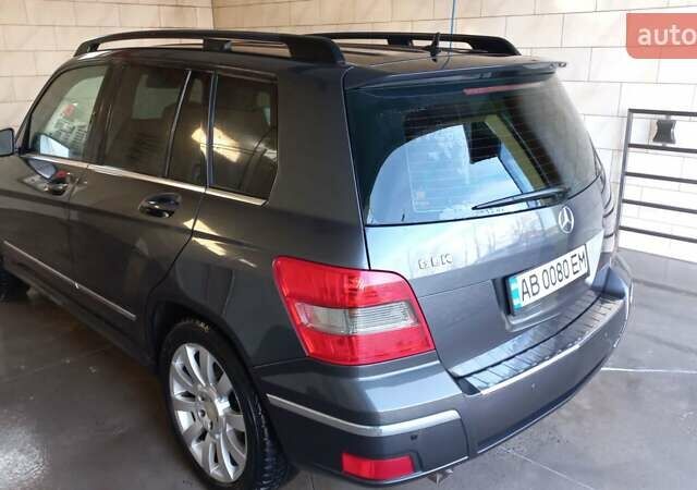 Серый Мерседес ГЛК-Класс, объемом двигателя 3.5 л и пробегом 280 тыс. км за 14000 $, фото 3 на Automoto.ua