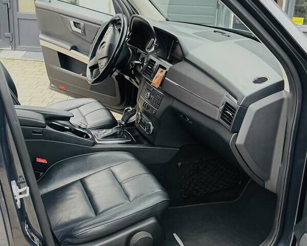 Серый Мерседес ГЛК-Класс, объемом двигателя 2.14 л и пробегом 360 тыс. км за 13800 $, фото 13 на Automoto.ua