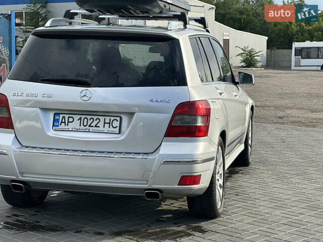 Мерседес ГЛК-Класс 2011 в Запорожье на Automoto.ua Серый Мерседес ГЛК-Класс, объемом двигателя 2.14 л и пробегом 276 тыс. км за 12850 $, фото 5 на Automoto.ua