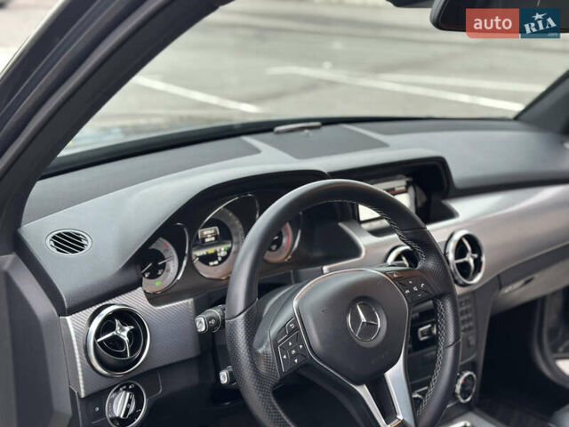 Сірий Мерседес ГЛК-Клас, об'ємом двигуна 2.14 л та пробігом 58 тис. км за 21000 $, фото 44 на Automoto.ua