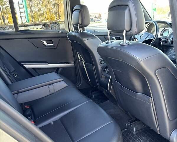 Сірий Мерседес ГЛК-Клас, об'ємом двигуна 2.14 л та пробігом 228 тис. км за 14300 $, фото 19 на Automoto.ua