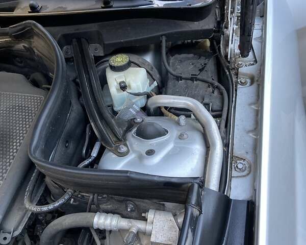 Серый Мерседес ГЛК-Класс, объемом двигателя 2.14 л и пробегом 235 тыс. км за 19000 $, фото 25 на Automoto.ua