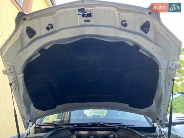 Серый Мерседес ГЛК-Класс, объемом двигателя 2.14 л и пробегом 235 тыс. км за 19000 $, фото 24 на Automoto.ua