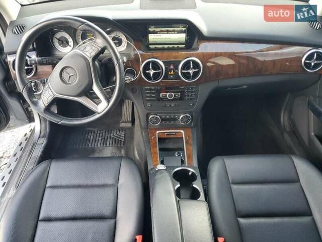 Сірий Мерседес ГЛК-Клас, об'ємом двигуна 2.14 л та пробігом 207 тис. км за 2700 $, фото 7 на Automoto.ua