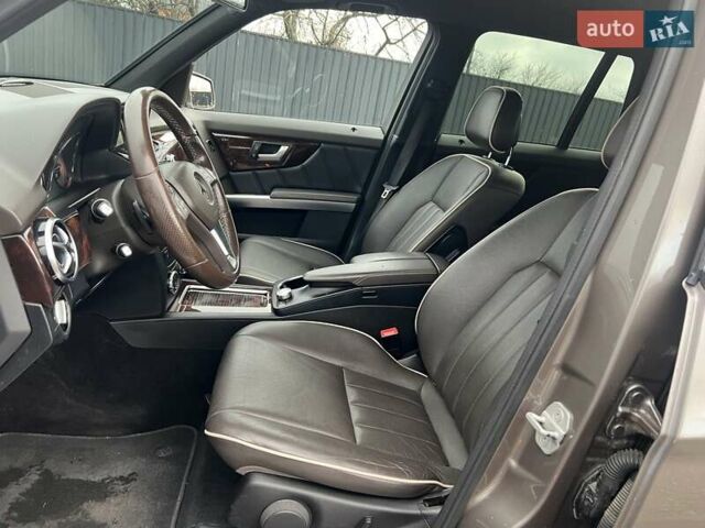 Серый Мерседес ГЛК-Класс, объемом двигателя 2.14 л и пробегом 217 тыс. км за 16000 $, фото 6 на Automoto.ua