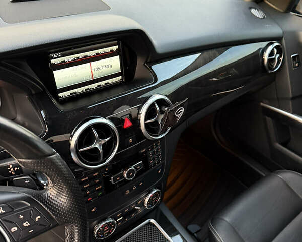 Серый Мерседес ГЛК-Класс, объемом двигателя 3 л и пробегом 293 тыс. км за 23200 $, фото 31 на Automoto.ua