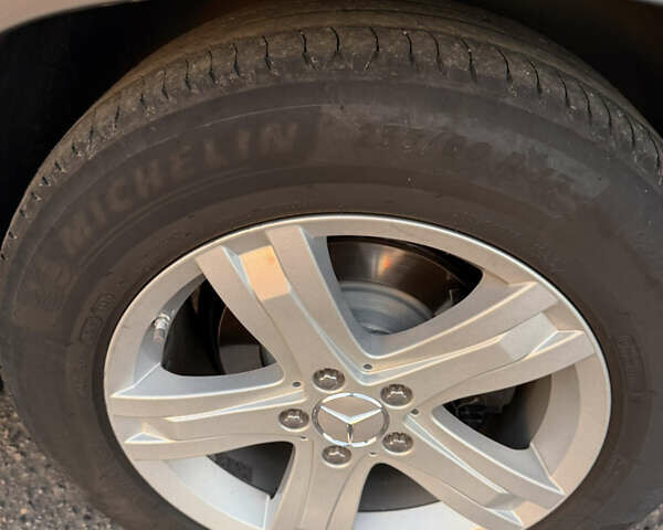 Серый Мерседес ГЛК-Класс, объемом двигателя 3 л и пробегом 293 тыс. км за 23200 $, фото 13 на Automoto.ua