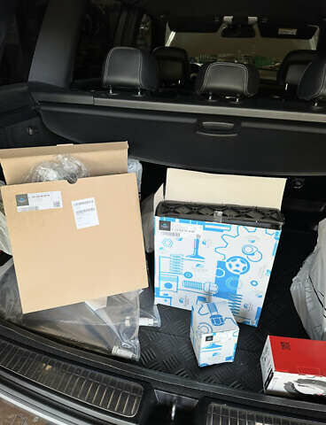 Серый Мерседес ГЛК-Класс, объемом двигателя 3 л и пробегом 293 тыс. км за 23200 $, фото 38 на Automoto.ua