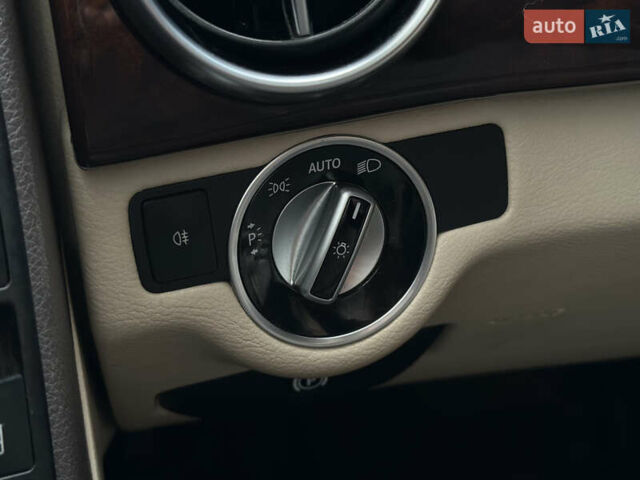 Серый Мерседес ГЛК-Класс, объемом двигателя 2.14 л и пробегом 104 тыс. км за 20399 $, фото 33 на Automoto.ua